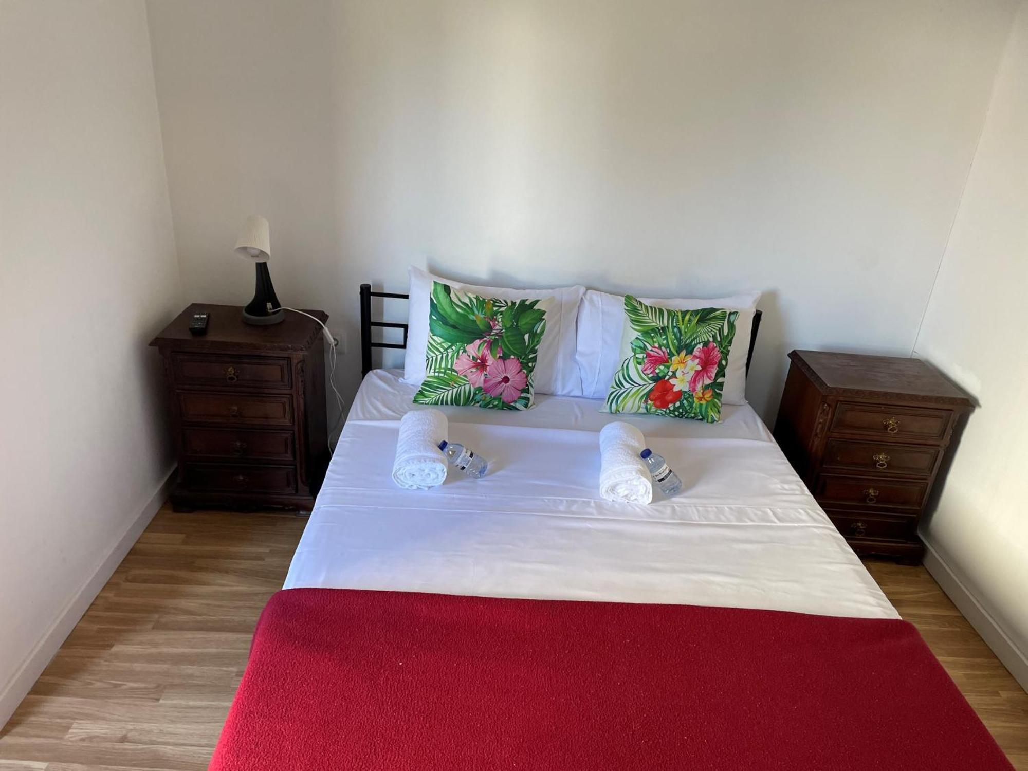 Imaculada Home Royal - Cobramos Estacionamento - Precisa Reservar Braga Dış mekan fotoğraf