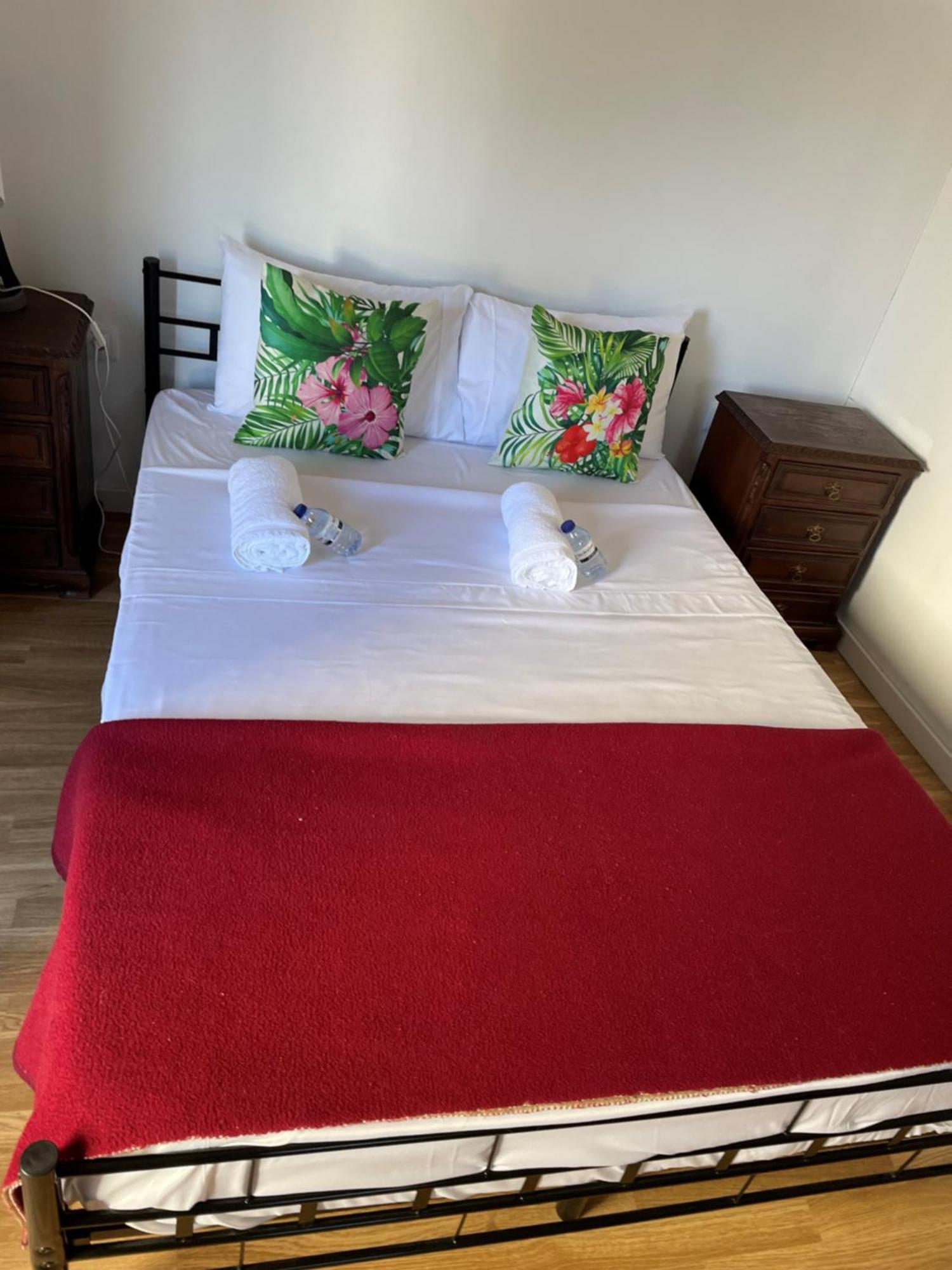 Imaculada Home Royal - Cobramos Estacionamento - Precisa Reservar Braga Dış mekan fotoğraf